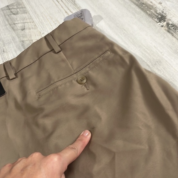 Jos A Bank Traveler Shorts Size 44 NWT - Picture 3 of 8